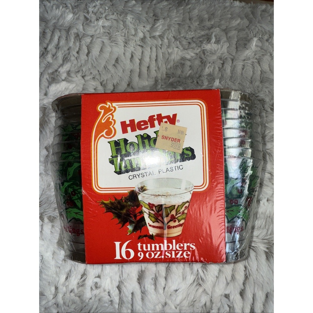 Seasons Greetings~ Hefty Holiday Tumblers Vintage Crystal Plastic Party Cup 4552
